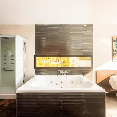 Renacer, Valencia A 30 Minutos, Piscina Y Casa Privadas Para El Huesped, Private Pool And House For The Guest * Casinos
