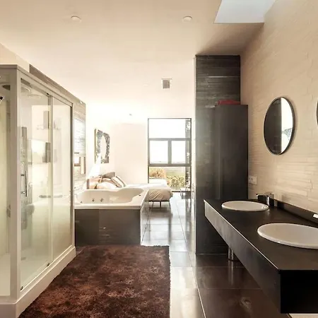 Villa Renacer, Valencia A 30 Minutos, Piscina Y Casa Privadas Para El Huesped, Private Pool And House For The Guest