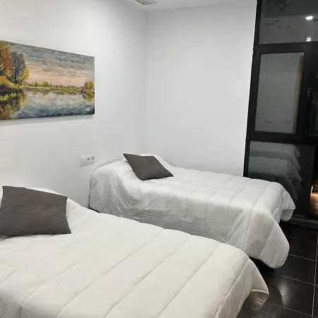 Villa Renacer, Valencia A 30 Minutos, Piscina Y Casa Privadas Para El Huesped, Private Pool And House For The Guest *